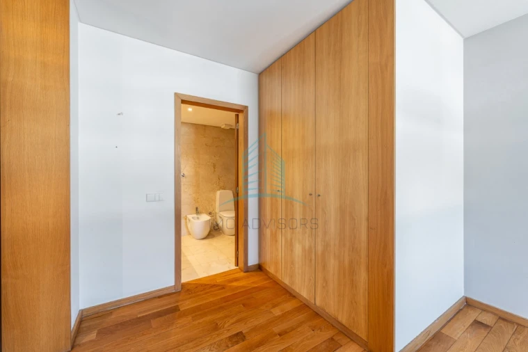 Apartamento T4 para Venda em Matosinhos e Leça da Palmeira Foto 8
