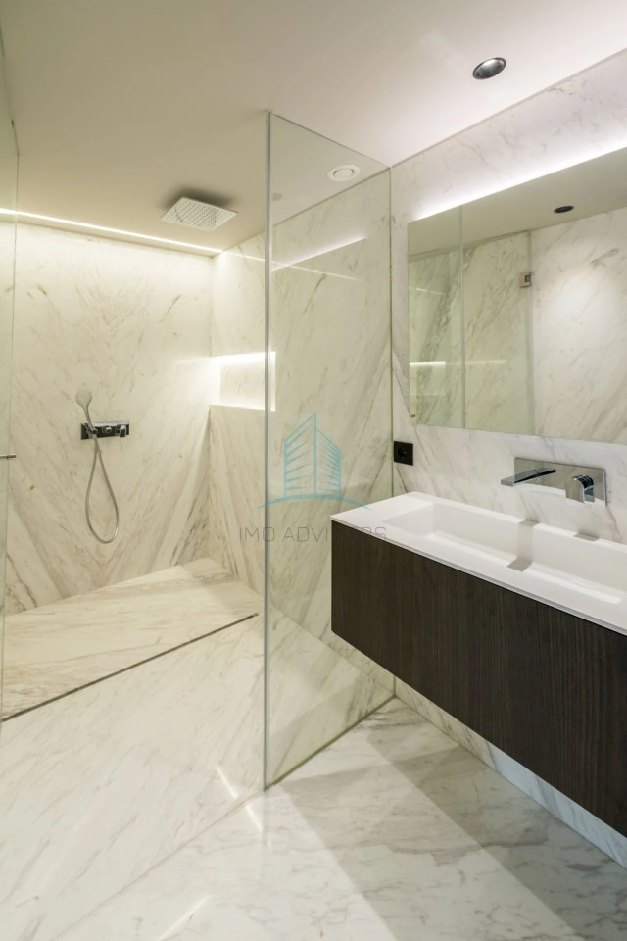 Apartamento T4 para Venda em Lordelo do Ouro e Massarelos Foto 20