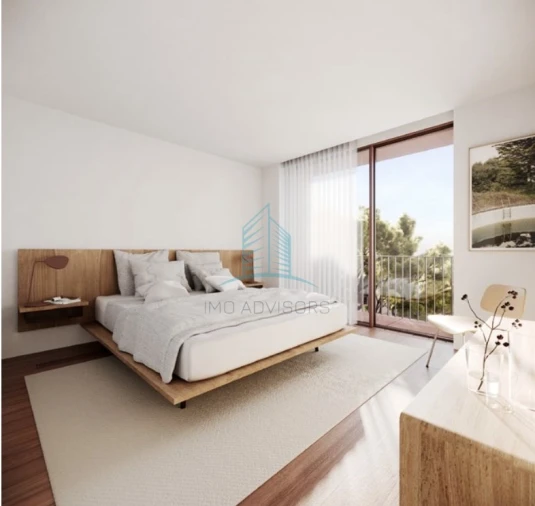 Moradia T4 para Venda em Madalena Foto 3