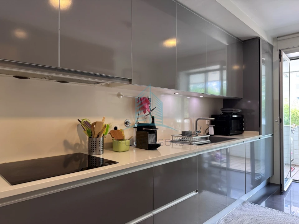 Apartamento T3 para Venda em Lordelo do Ouro e Massarelos Foto 5