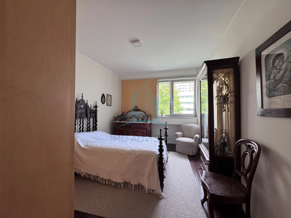 Apartamento T3 para Venda em Lordelo do Ouro e Massarelos Foto 25