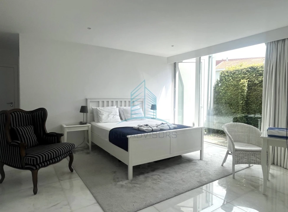 Apartamento T6 para Venda em Lordelo do Ouro e Massarelos Foto 6