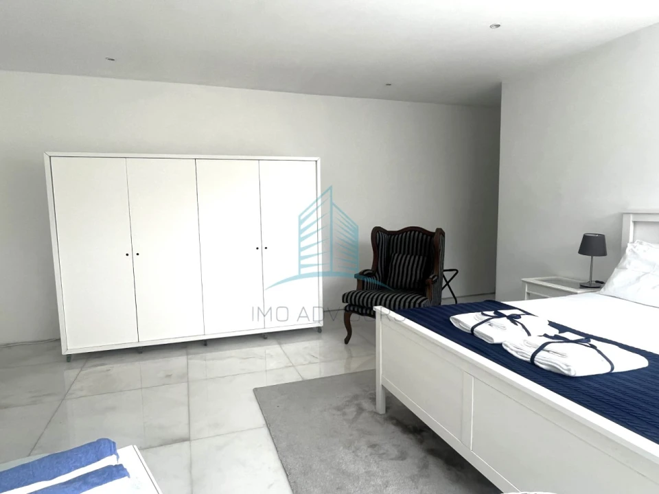 Apartamento T6 para Venda em Lordelo do Ouro e Massarelos Foto 11