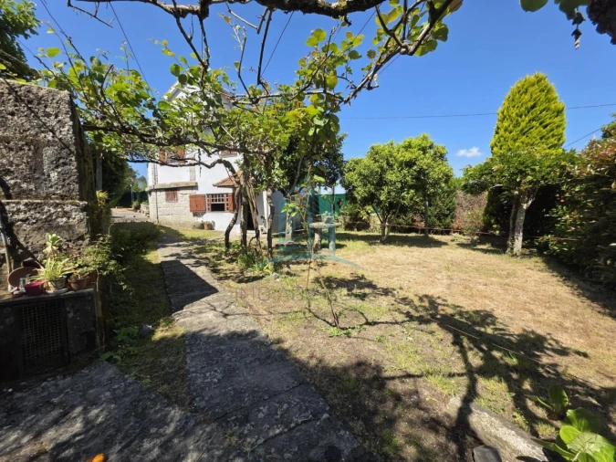 Moradia T5 para Venda em Fonte Arcada Foto 22