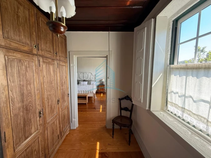 Moradia T5 para Venda em Fonte Arcada Foto 27