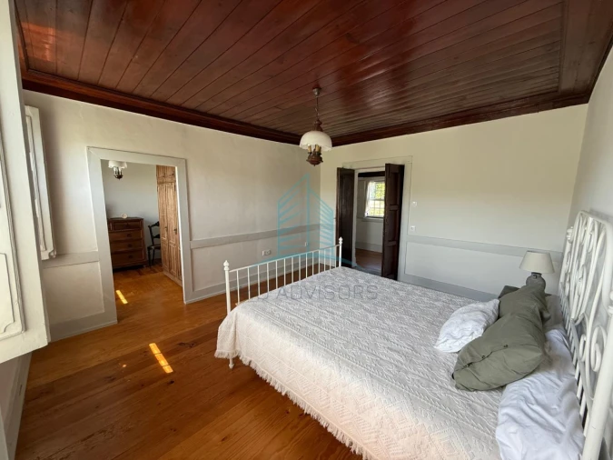 Moradia T5 para Venda em Fonte Arcada Foto 19