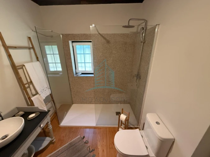 Moradia T5 para Venda em Fonte Arcada Foto 41