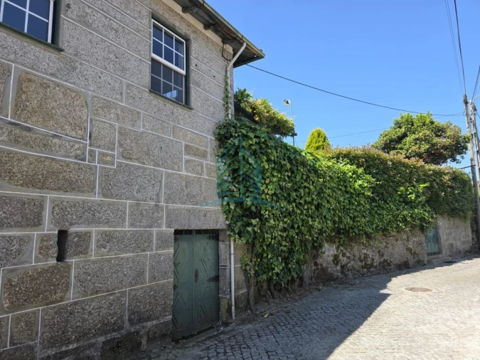 Moradia T5 para Venda em Fonte Arcada Foto 59