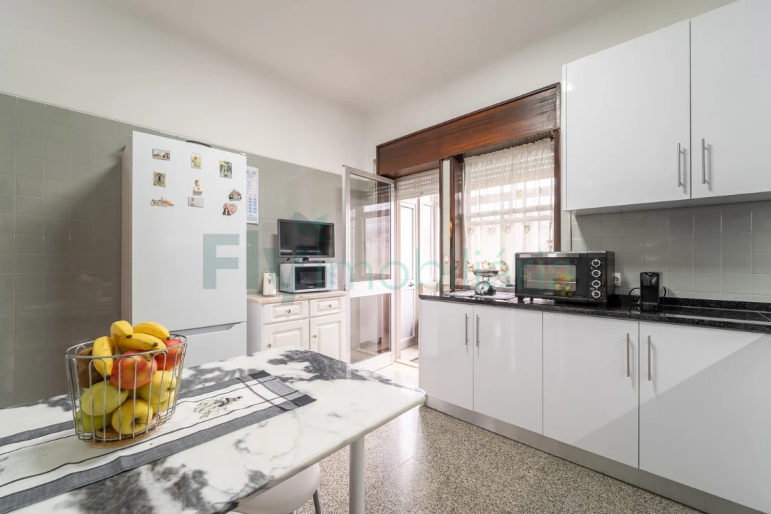 Apartamento T3 para Venda em Caldas de Vizela (São Miguel e São João) Foto 10
