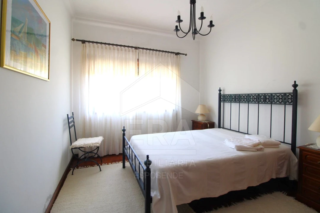 Moradia T5 para Venda em Darque Foto 7