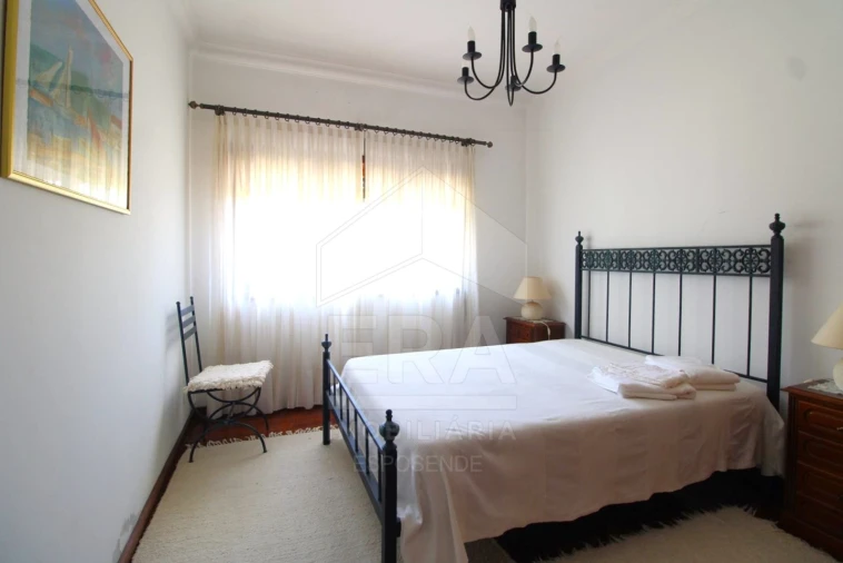 Moradia T5 para Venda em Darque Foto 7