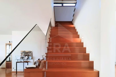 Moradia T4 para Venda em Carreço