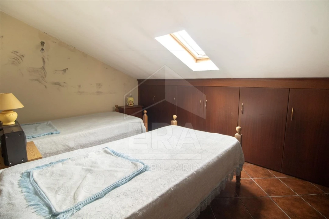 Moradia T5 para Venda em Forjães Foto 14