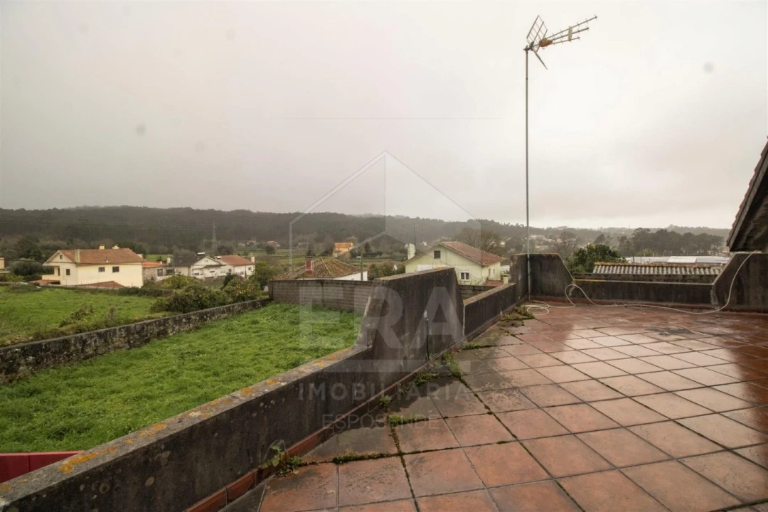 Moradia T5 para Venda em Forjães Foto 17