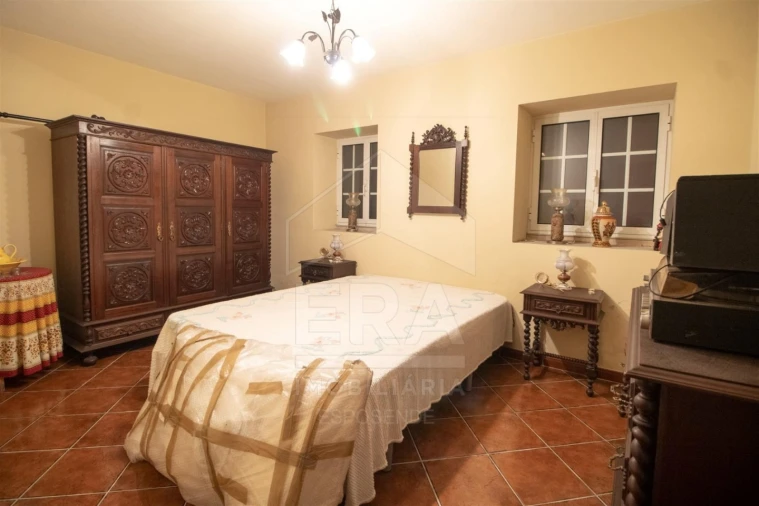 Moradia T5 para Venda em Forjães Foto 5