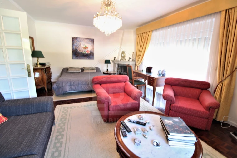 Moradia T5 para Venda em Darque Foto 7