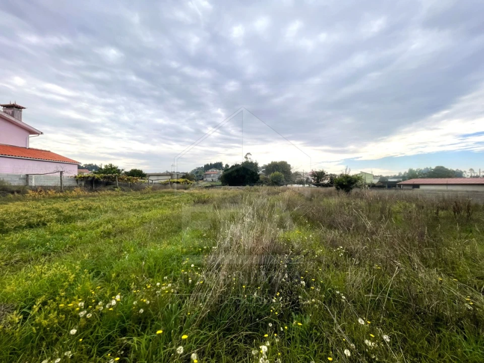 Terreno para Venda em Vila Chã Foto 5