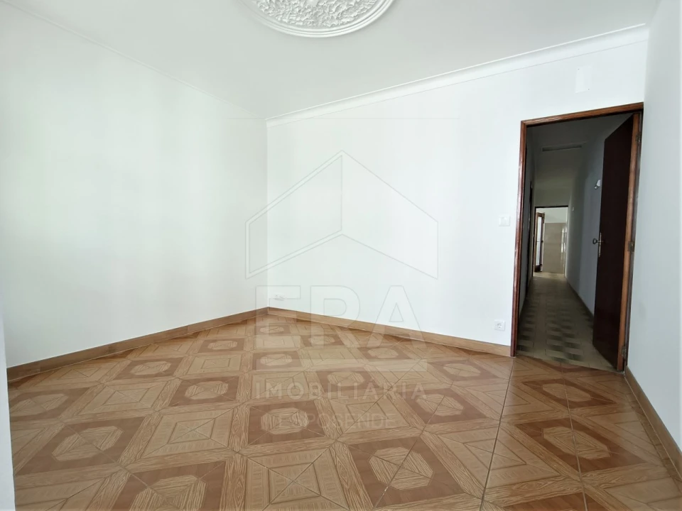 Moradia T2 para Venda em Santa Maria Maior e Monserrate e Meadela Foto 3