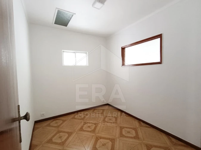 Moradia T2 para Venda em Santa Maria Maior e Monserrate e Meadela Foto 7