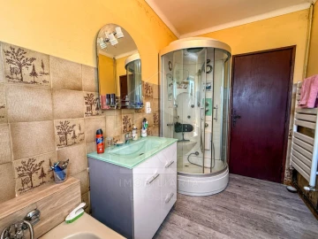 Moradia T3 para Venda em Geraz do Lima (Santa Maria, Santa Leocádia, Moreira), Deão