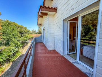 Moradia T3 para Venda em Geraz do Lima (Santa Maria, Santa Leocádia, Moreira), Deão