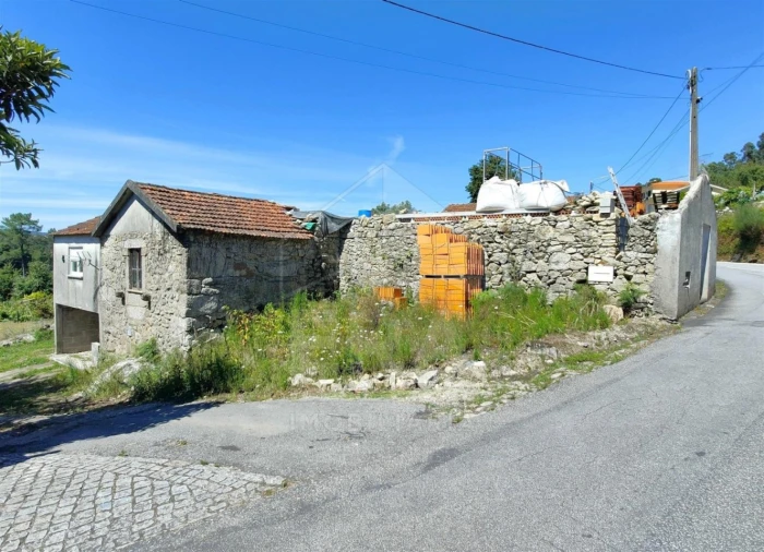 Moradia T2 para Venda em Durrães e Tregosa Foto 1