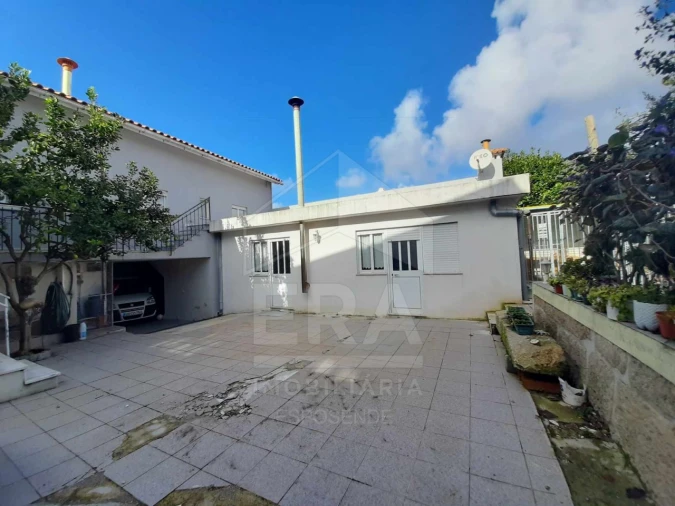 Moradia T4 para Venda em Belinho e Mar Foto 5