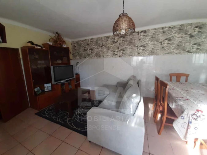 Moradia T4 para Venda em Belinho e Mar Foto 12