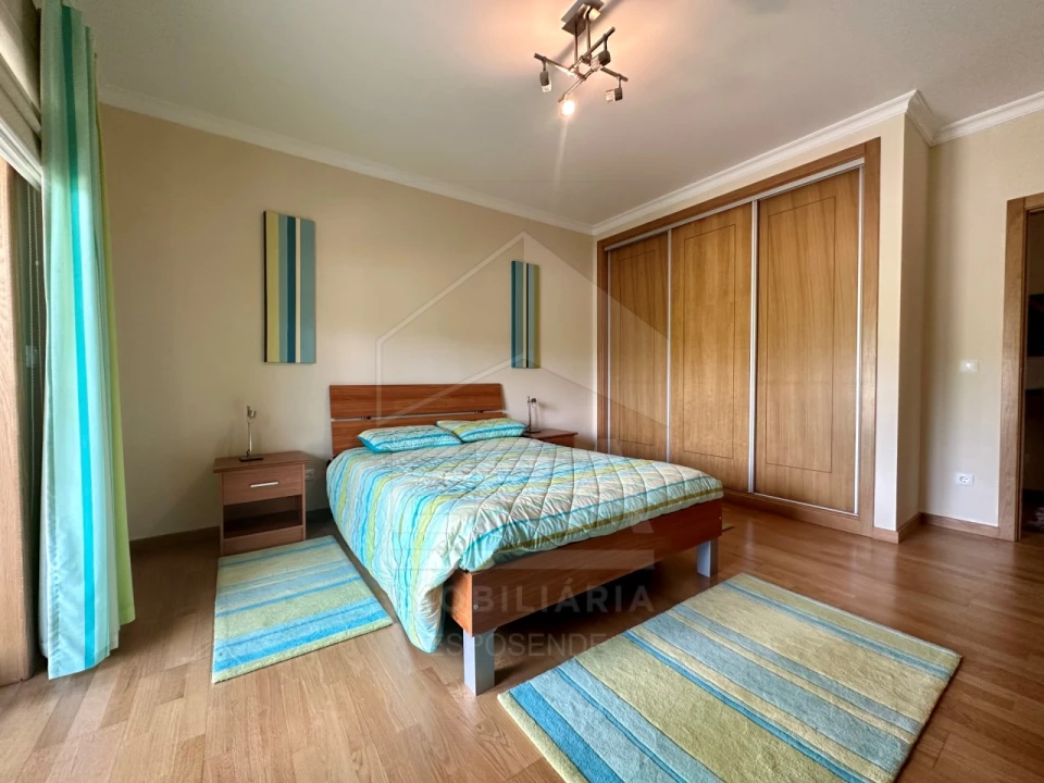 Moradia T4 para Venda em Fontão Foto 6