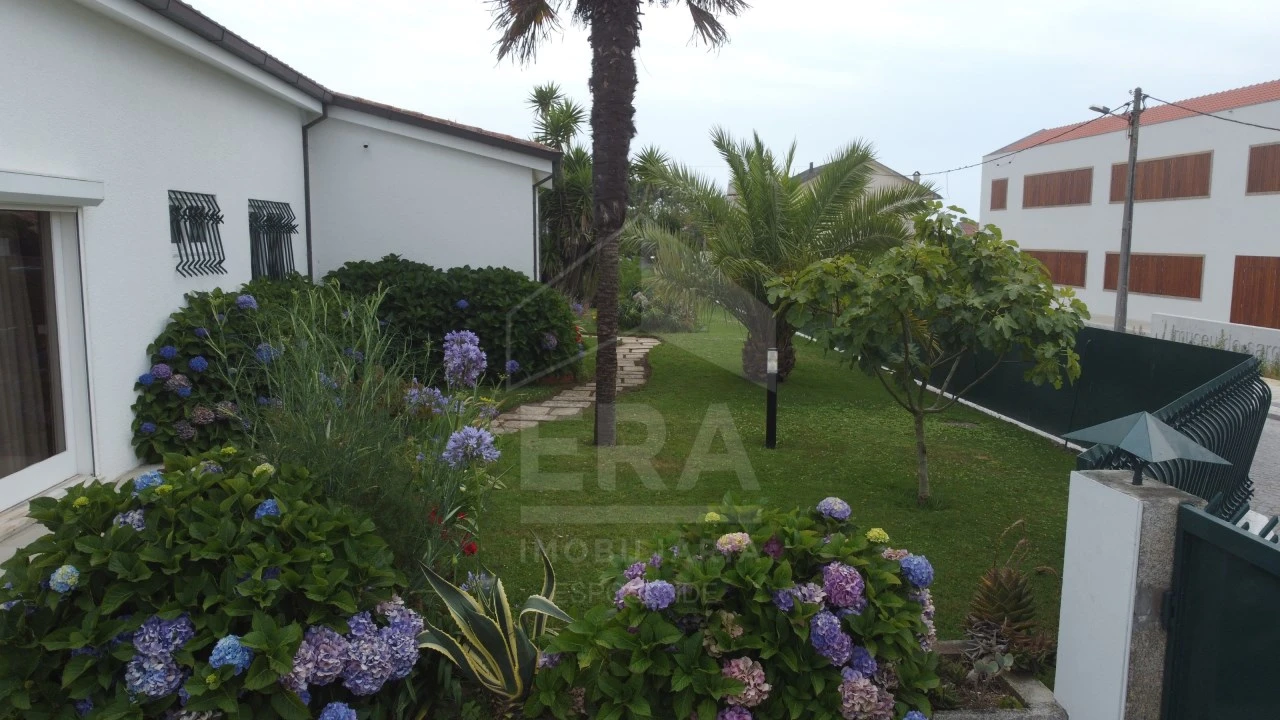 Moradia T5 para Venda em Apúlia e Fão Foto 4