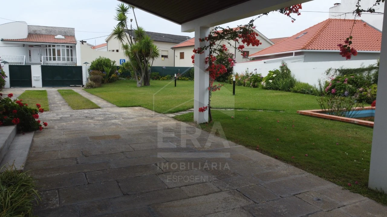 Moradia T5 para Venda em Apúlia e Fão Foto 5