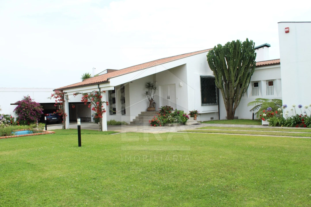 Moradia T5 para Venda em Apúlia e Fão Foto 1