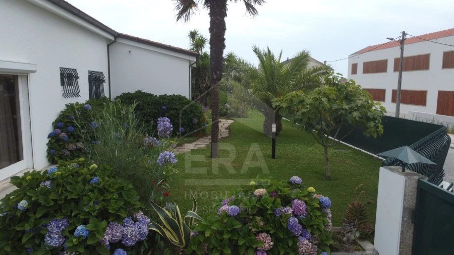 Moradia T5 para Venda em Apúlia e Fão Foto 4