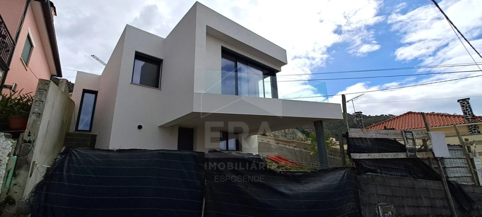 Moradia T3 para Venda em Belinho e Mar Foto 1