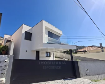 Moradia T3 para Venda em Belinho e Mar