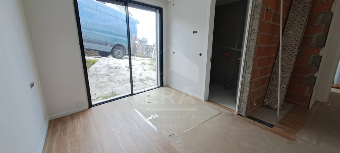 Moradia T3 para Venda em Belinho e Mar Foto 6