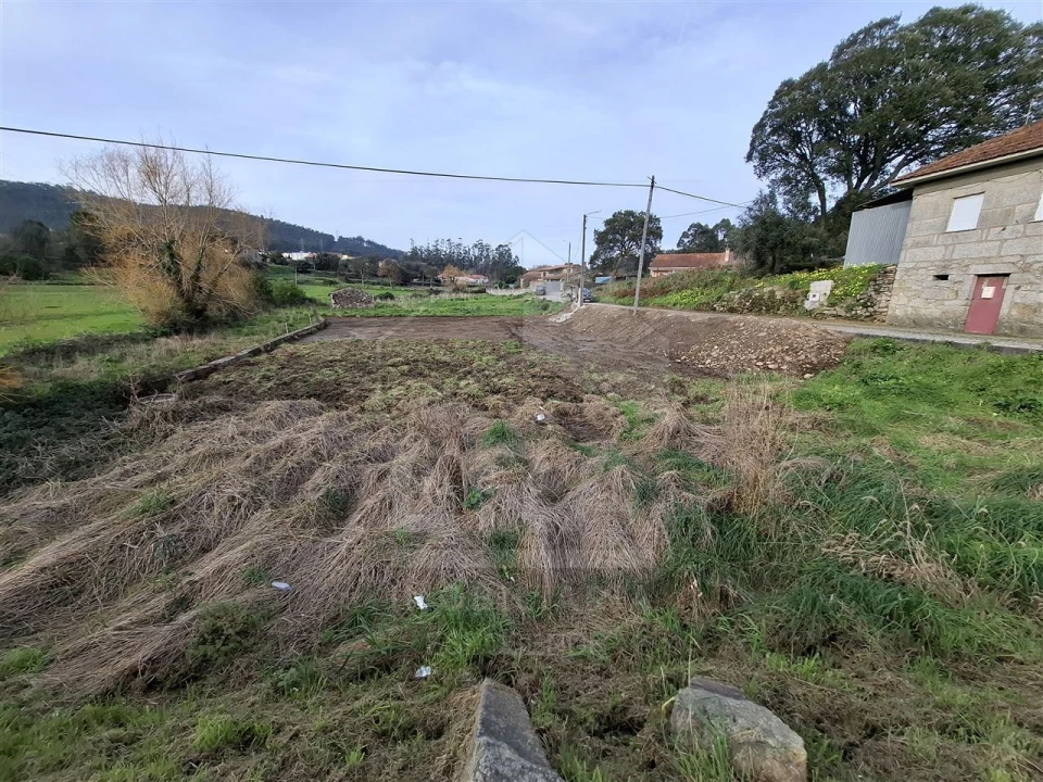 Terreno para Venda em Palmeira de Faro e Curvos Foto 6