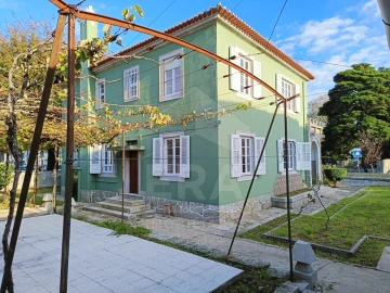 Moradia T4 para Venda em Santa Maria Maior e Monserrate e Meadela