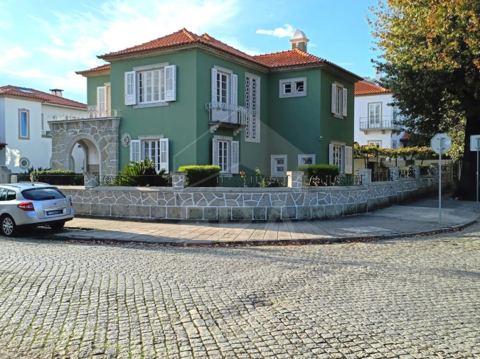 Moradia T4 para Venda em Santa Maria Maior e Monserrate e Meadela