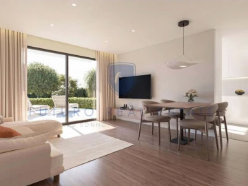 Apartamento T4 para Venda em Funchal (Santa Luzia)