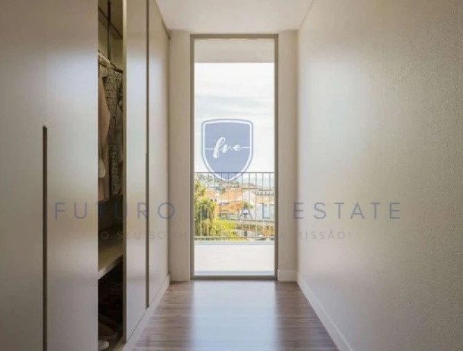 Apartamento T4 para Venda em Funchal (Santa Luzia) Foto 25