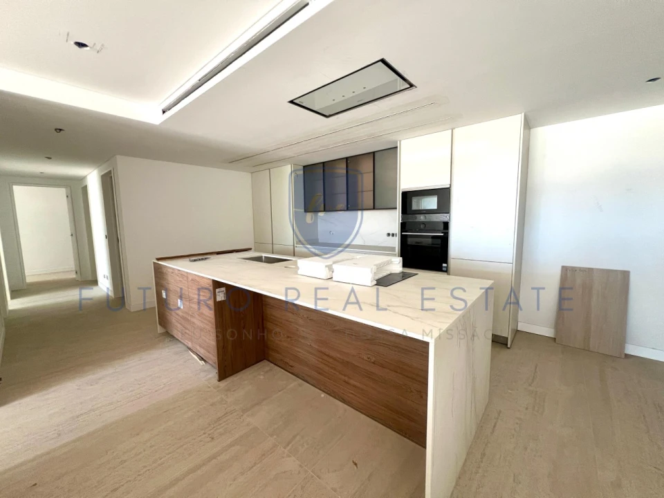 Apartamento T3 para Venda em Camara de Lobos Foto 2