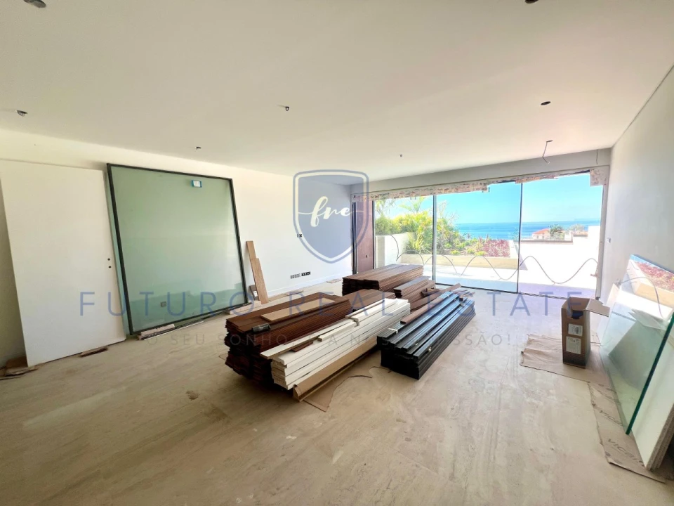 Apartamento T3 para Venda em Camara de Lobos Foto 6