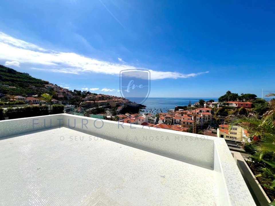 Apartamento T3 para Venda em Camara de Lobos Foto 18