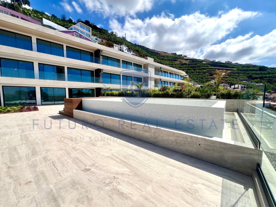 Apartamento T3 para Venda em Camara de Lobos Foto 22
