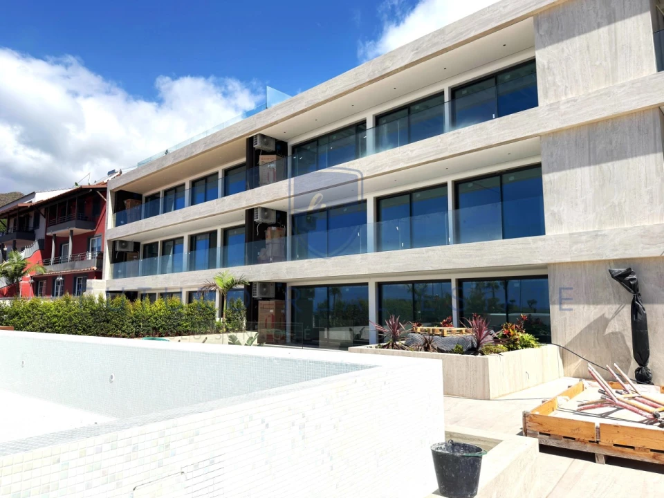 Apartamento T3 para Venda em Camara de Lobos Foto 36