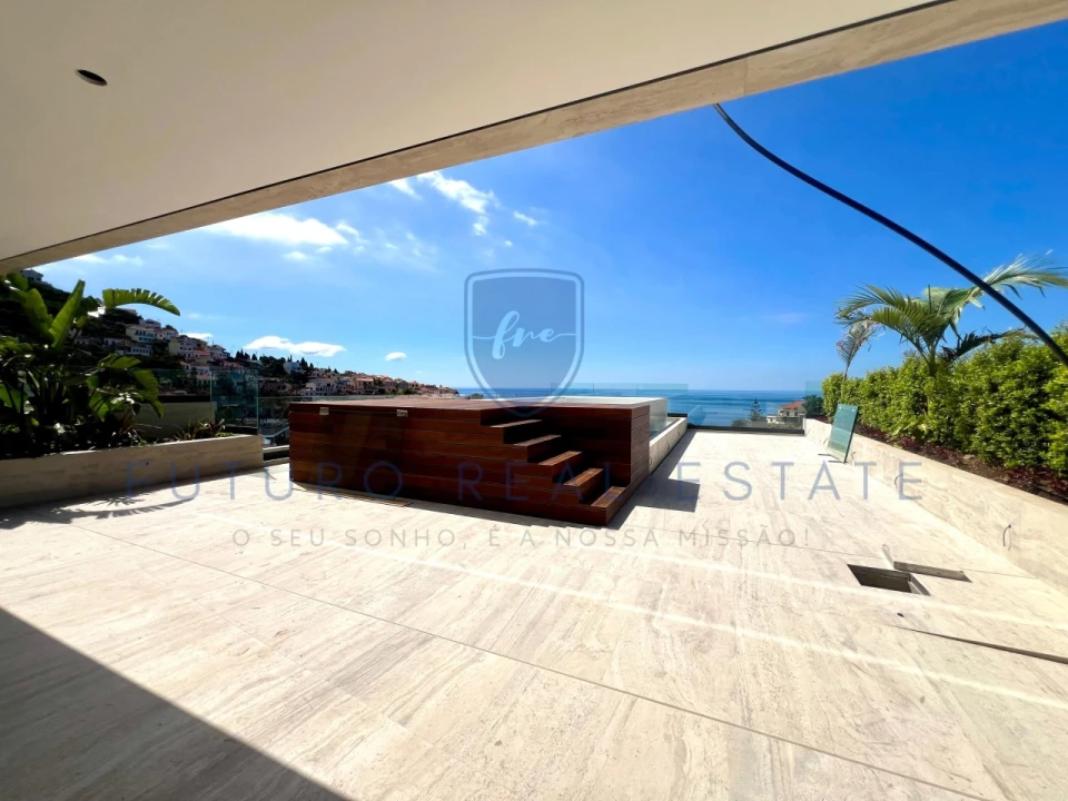 Apartamento T3 para Venda em Camara de Lobos Foto 9
