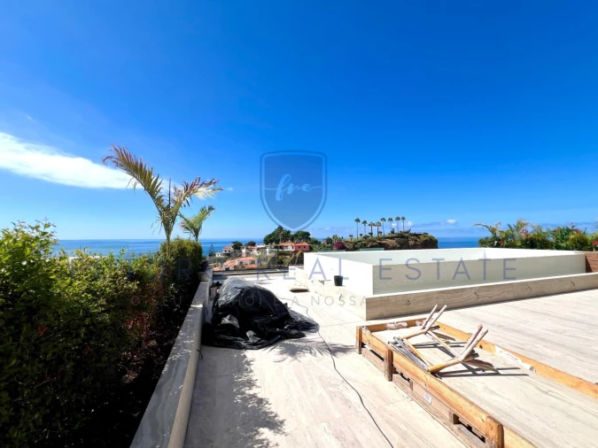 Apartamento T3 para Venda em Camara de Lobos Foto 11