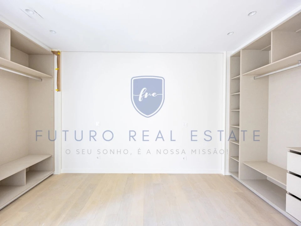Apartamento T2 para Venda em São Martinho Foto 9