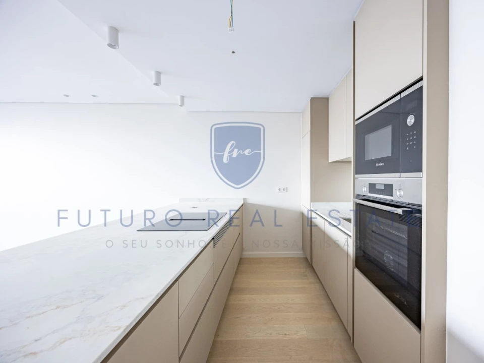Apartamento T2 para Venda em São Martinho Foto 5